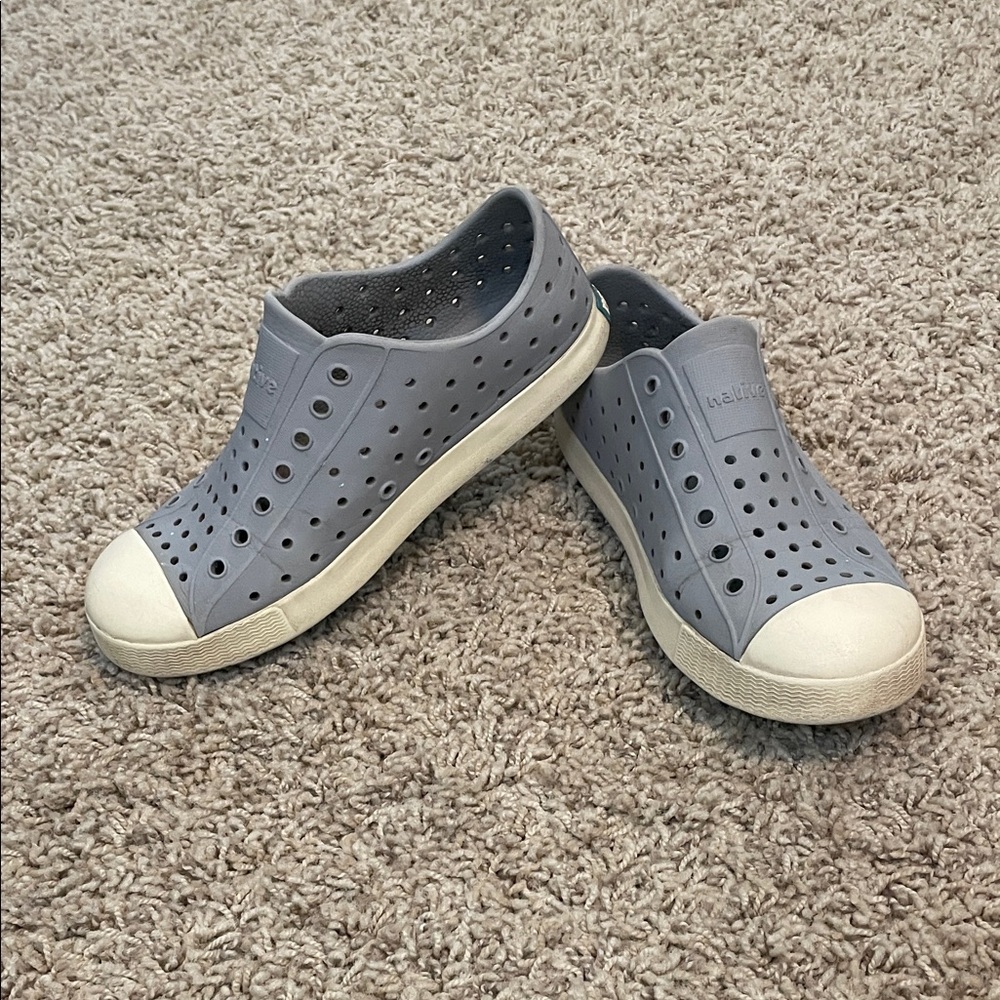 Native Kids Gray Perforated Water Shoes